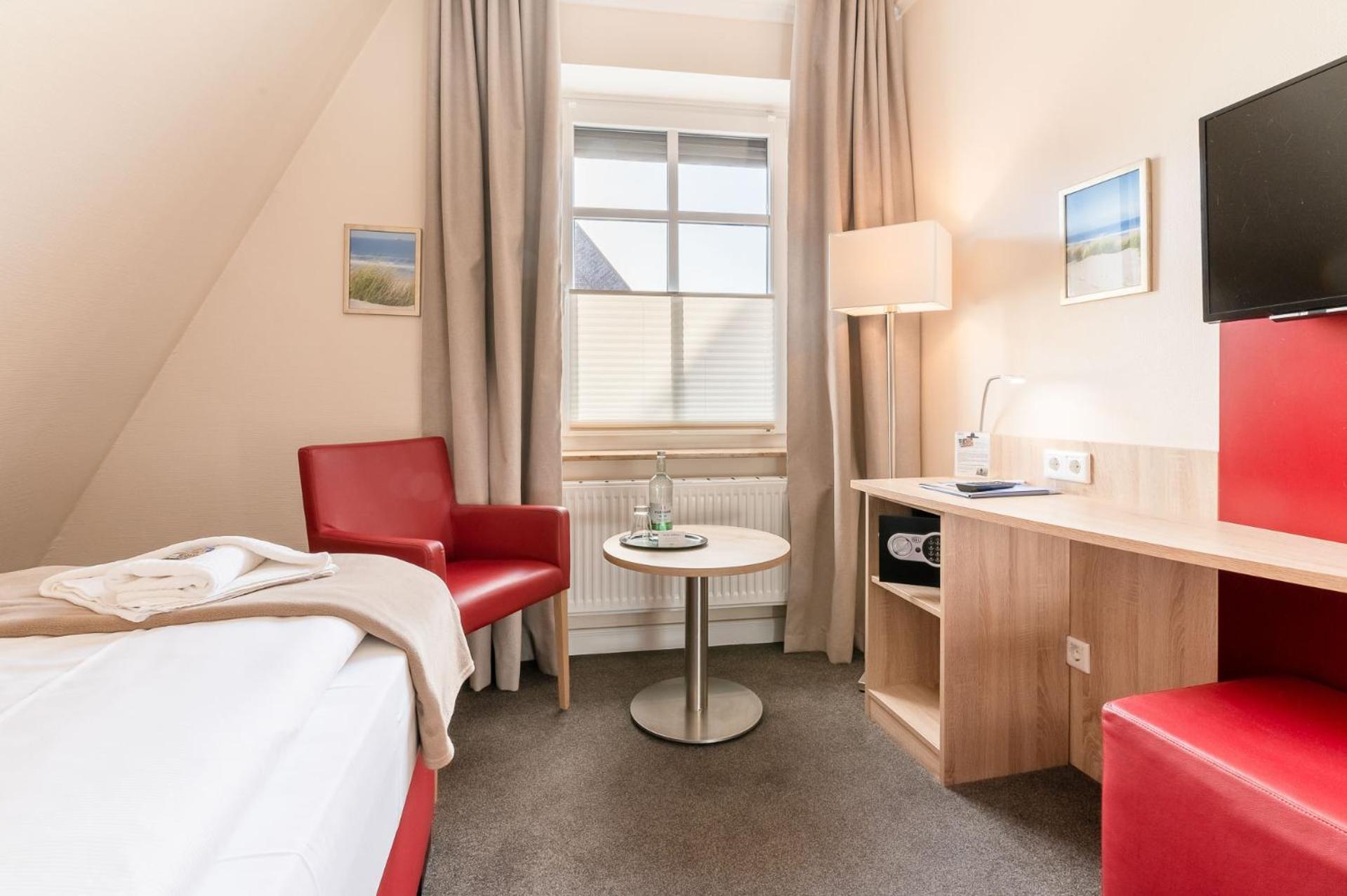 Nordsee-Hotel Hinrichsen 후줌 외부 사진