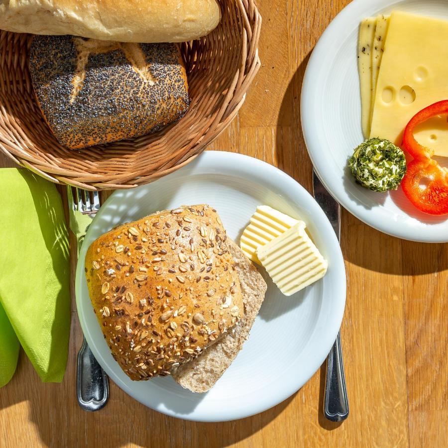 Nordsee-Hotel Hinrichsen 후줌 외부 사진